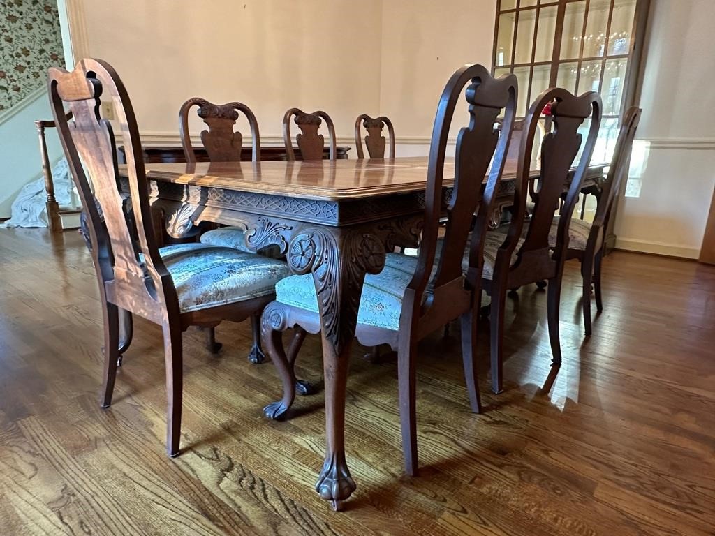 Antique dining table with 8 chairs 3 boards