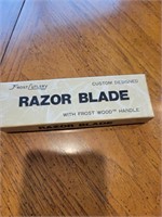 Razor blade custom deisgned knife