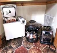 Toaster, breadmaker & more