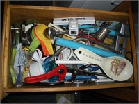 Kitchen Gadgets - contents of drawer