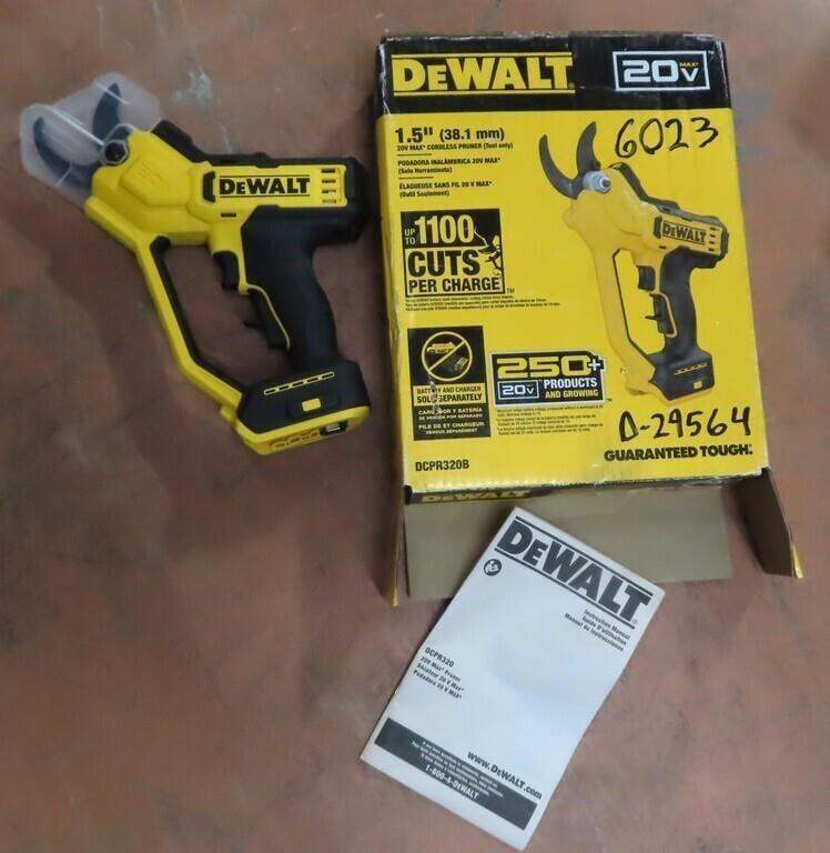 Dewalt DCPR320 Pruner, Cordless, UNUSED