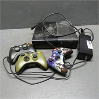 XBOX 360 Game Console & Controllers