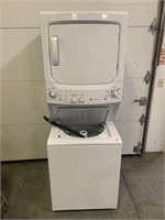 GE Stacked Washer/Dryer (Like New)