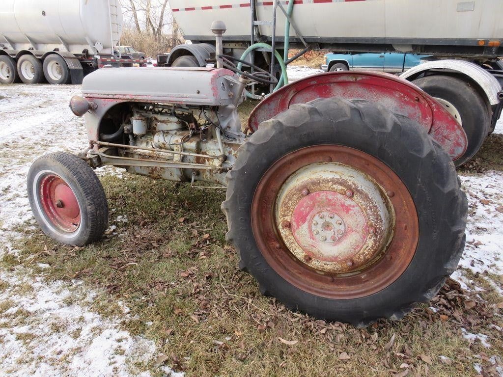FORD 8N ? TRACTOR 3PT HITCH PTO