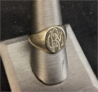 10kt GOLD RING, CRM INITIALS, 8.4g, SIZE 9