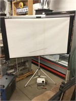 Widescreen Projector Screen with Light Blast