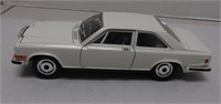 1:22 Scale Rolls Royce Camargue Die Cast Model