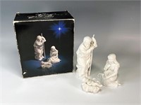 AVON NATIVITY COLLECTIBLES HOLY FAMILY PORCELAIN F