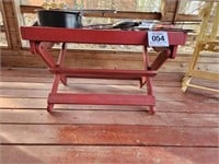 Wooden table w/ removable tray 19" x 30" x 22"