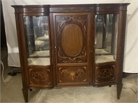 EXQUISITE CURVED FRONT DISPLAY PARLOR CABINET