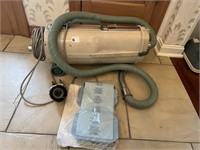 ELECTRO LUX VINTAGE VACUUM AND REPLACEMENT BAGS