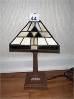 10" H MISSION OAK STYLE LAMP- SHADE 5.5" X 5.5"