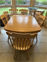 SOLID WOOD LIGHT OAK FINISH DINING TABLE AND 7