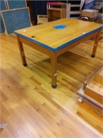 Wooden table 5ft.x42in.x30.5in tall colors may