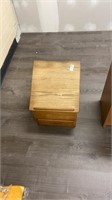 Portable podium with drawer