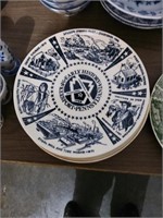 6 souvenir plates