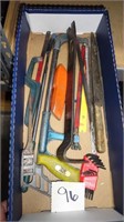Tools Lot - Hand Saws / Nail Puller /