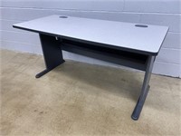 Office Work Table/ Desk