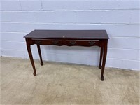 Mahogany Queen Anne Style 2-drawer Sofa Table