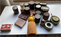 R - MIXED LOT OF ANTIQUE COLLECTIBLES (R44)