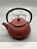 CAST IRON TEAPOT WITH STRAINER