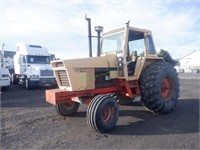 1972 Case 1370 2WD Tractor