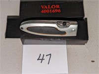 Pair of Valor Pocket Knives
