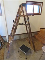 Wooden Step Ladder & Step Stool