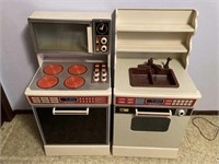 Lil Kenmore Play Stove and Sink