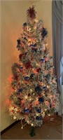 USA Theme Christmas Tree