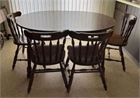 Dining Table w/4 Chairs