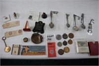 GROUP LOT OF WORLD'S FAIR COLLECTIBLES: