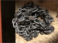 Approx. 25 Ft. 5/16" Chain with 2 Hooks