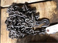 (2) 20 Ft. 5/16" Chains with 4 Hooks