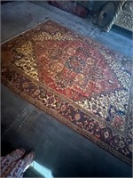 Antique Persian Rug. Handknotted all wool.  6 x 9