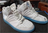 White lightly used Nike Jordan #23 sz 10