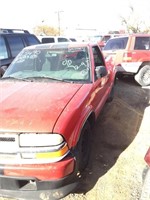 613490 - CNT - 2000 Chevrolet S-10 Red