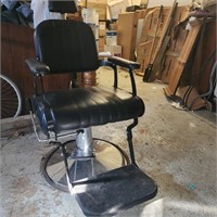 Commercial Barber Chair, Reclines, Rises up
