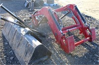 Mahindra 2665CL Loader w/ Quick Attach Bucket