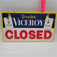 Tobacco. Victory Open closed Door sign