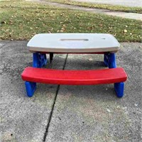 Little Tikes Collapsing Picnic Table