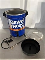 Maxwell House Coffee West Bend 30 Cup Brewer