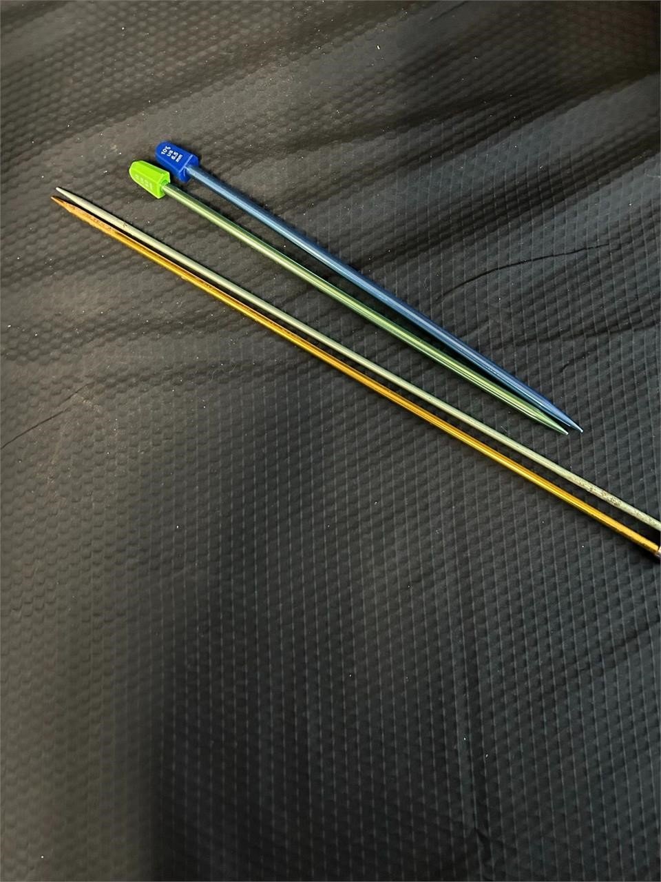 Knitting Needles (See Pics)