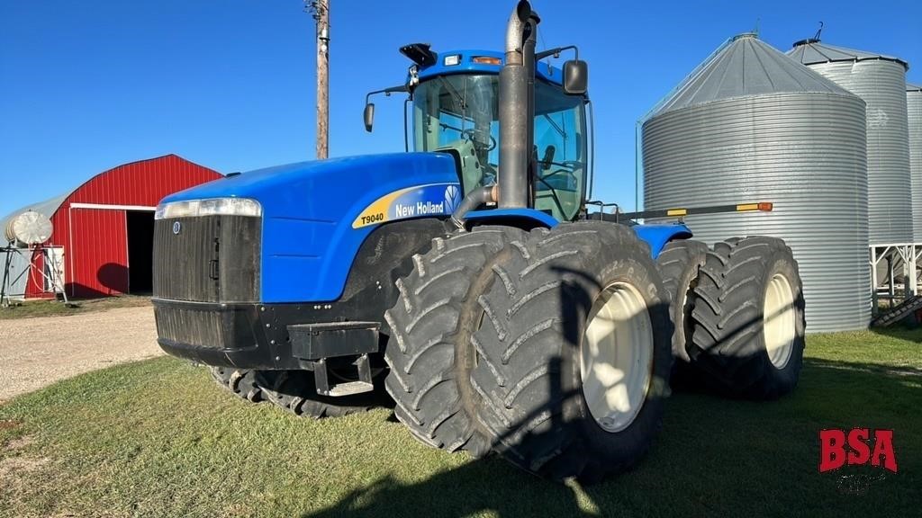2009 NH T9040 Tractor