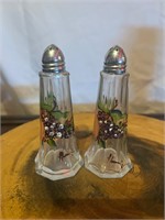 Hand painted salt & pepper shakers
