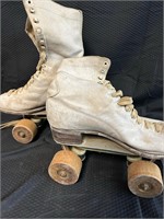 Antique Wood Wheeled Roller Skates Size 6 1/2
