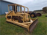 International TD9 Crawler c/w 10ft Dozer*OFFSITE