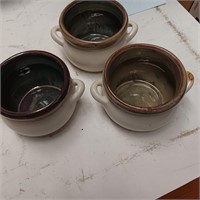 3 soup bowls