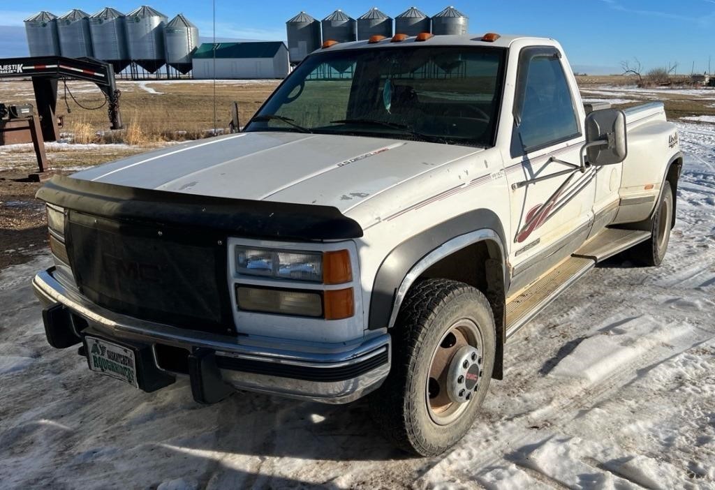 1995 GMC K/V 3500 Reg Cab Dooley 4WD Pick-up. 6.5