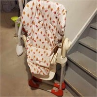 Chicco Polly - Foldable Baby High Chair - used